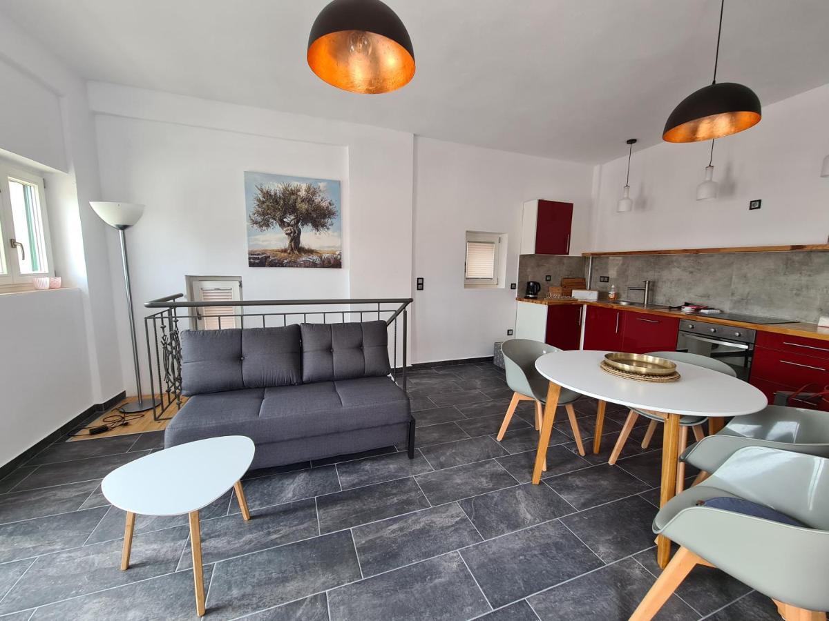 Gythio Townhouse公寓 外观 照片